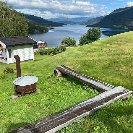 Dyrhaug - Hytte Med Utsikt Over Kroderen * Noresund