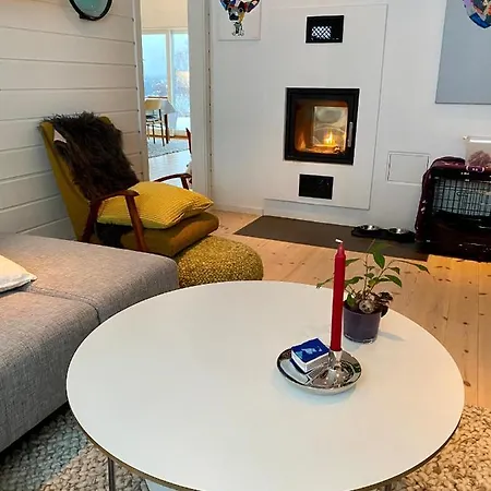 Dyrhaug - Hytte Med Utsikt Over Kroderen Vakantiehuis