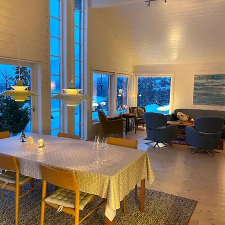 Dyrhaug - Hytte Med Utsikt Over Kroderen Vakantiehuis Noresund